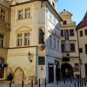 Týnská 7 Praga